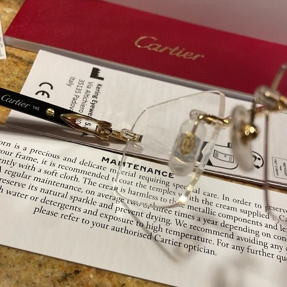 Cartier Genuine Buffalo Horn Eyewear CT0453O-001.Brand new authentic.Buffs
